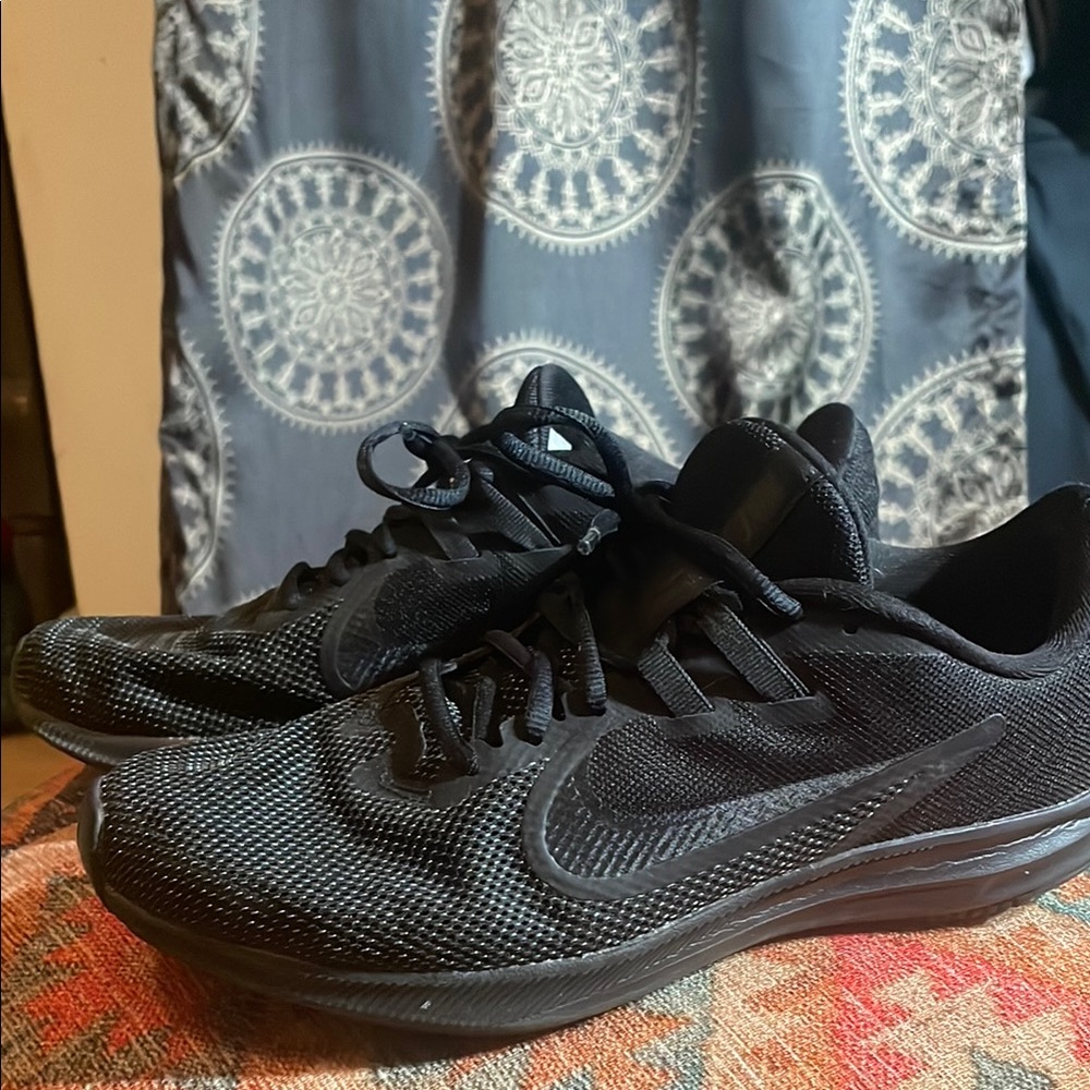 Nike Women’s Downshifters Black Running Shoes